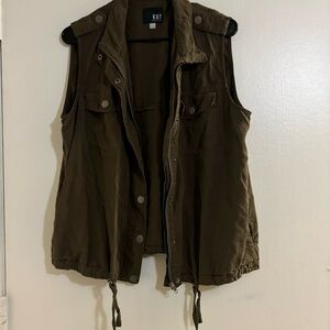 Kut from the Kloth Vest
